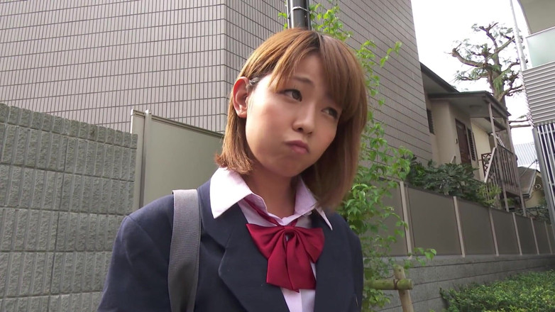 Caribbeancom: Chica japonesa que regresa de clases es facializada y preñada...