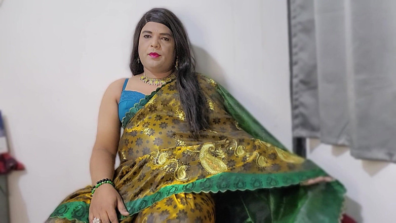 Indiansissychubby: Moi En Gree, Partie 1, J’adore Le Sari Vert, Réservez Votre Émission...