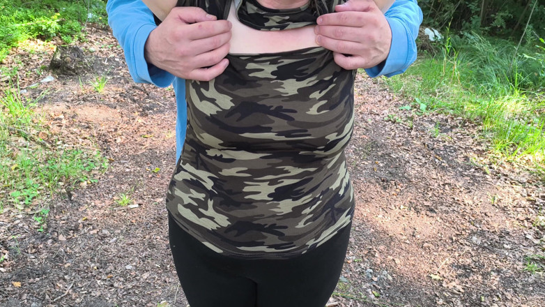 Bouncy Tits Action: Titslapping Rekord Świata Trainig 2 - 1 z 18 - 4230 Uderzeń