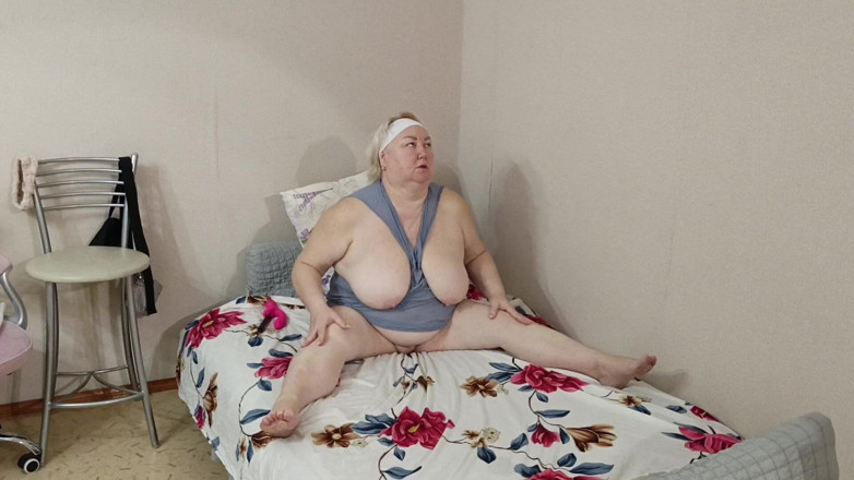 Zona901: Lồn to đầy lông của hàng xóm và bộ ngực to