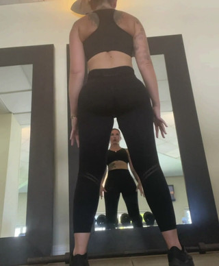 Adreena Winters: Pondělní motivace v tělocvičně