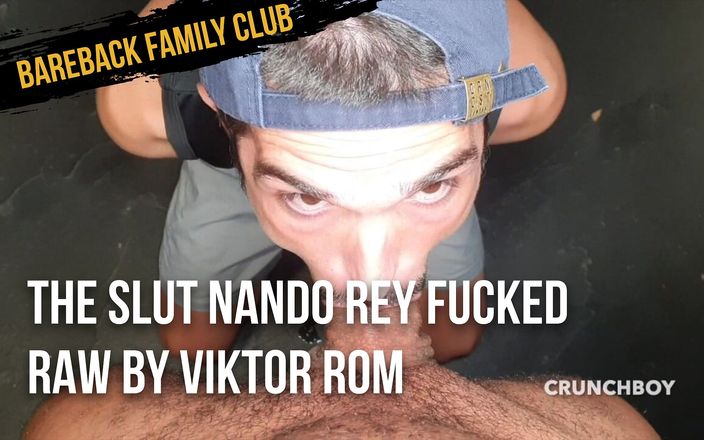 Bareback family club: Шлюшку Nando Rey трахнул грубо Rom Rom