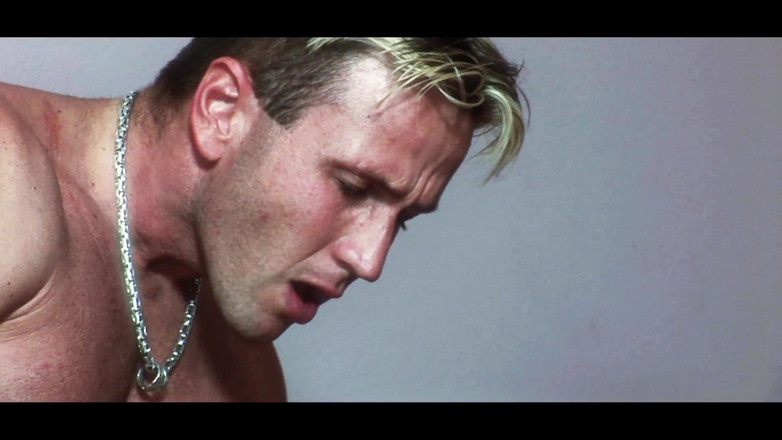 X Core Cinema - ORRANGE MEDIA: Žádostivé obchodní ženy, které milují šukání - část # 1