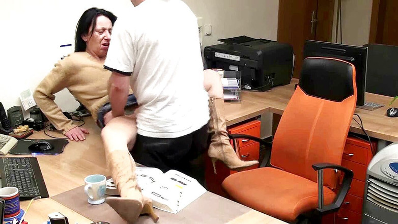 Seraphina Flame: Compilație cu orgasm