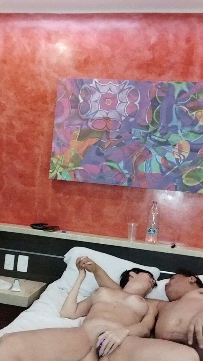 MaturecoupleVe: 到酒店度假，享受精彩的性爱