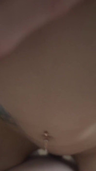 Blowjob sudut pandangan pertama dengan si jalang Madison Quinn