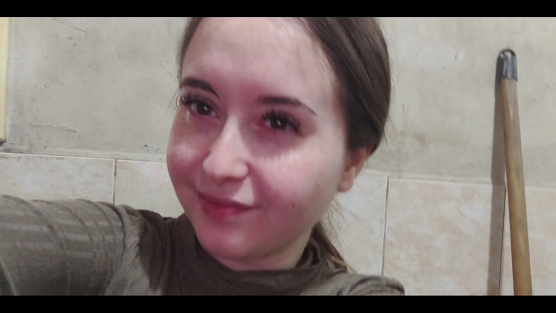 RavenHearth666VIP: Chơi với ngón tay của tôi và âm hộ đầy lông của...