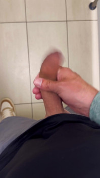 Inodoro masturbándose en Londres