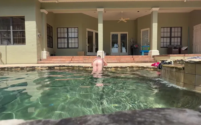 GottaLuvBB: Some Skinny Dipping Fun