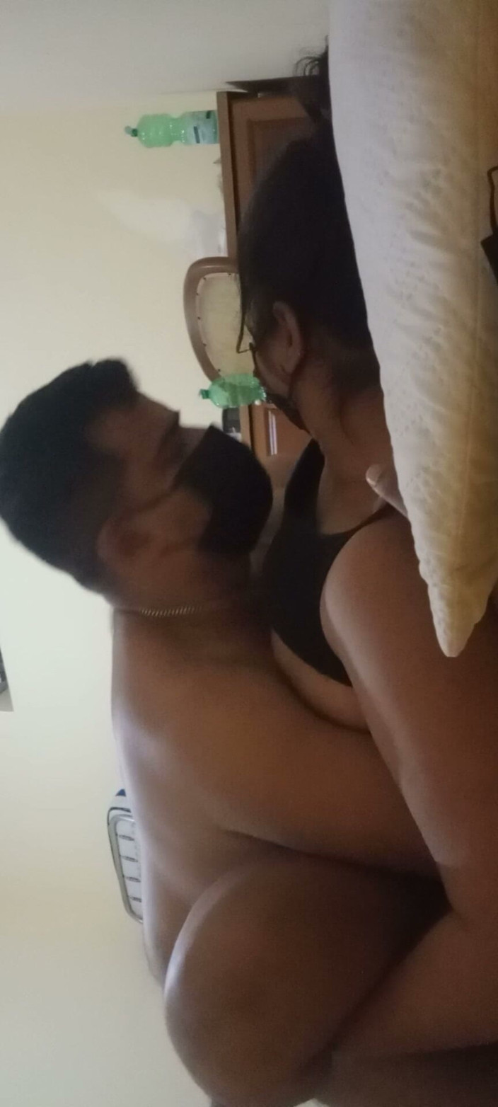 Taniyaxx: Video Seks Bangla