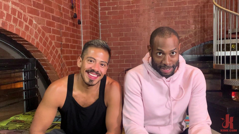 Kinky Bites Gay: 크루신 ' 어떤 이상한에 대 한: 8 월 알렉산더와 산티노 크루즈 원시