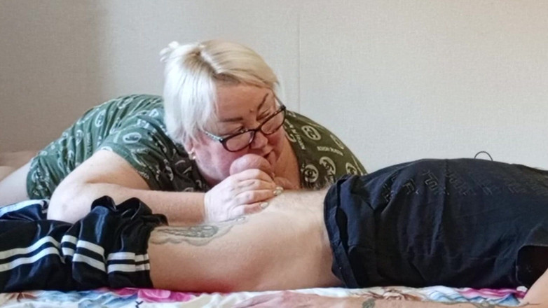 Zona901: Sąsiad połyka każdą ostatnią kroplę spermy