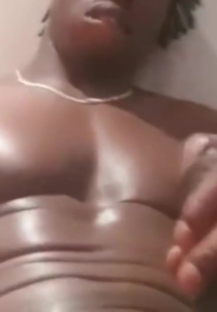 Big black cock BBCee: Nata4sex - хватаю за яйца и подрачиваю мой большой хуй