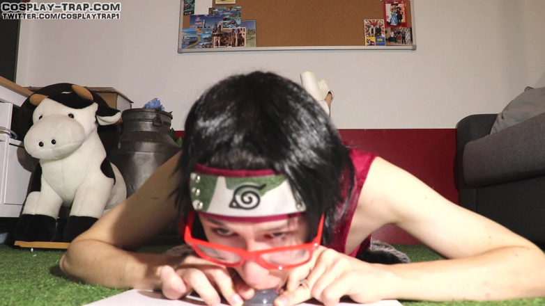 RosalinaxGirl: Naruto sarada füße und arsch spielen falle cosplay
