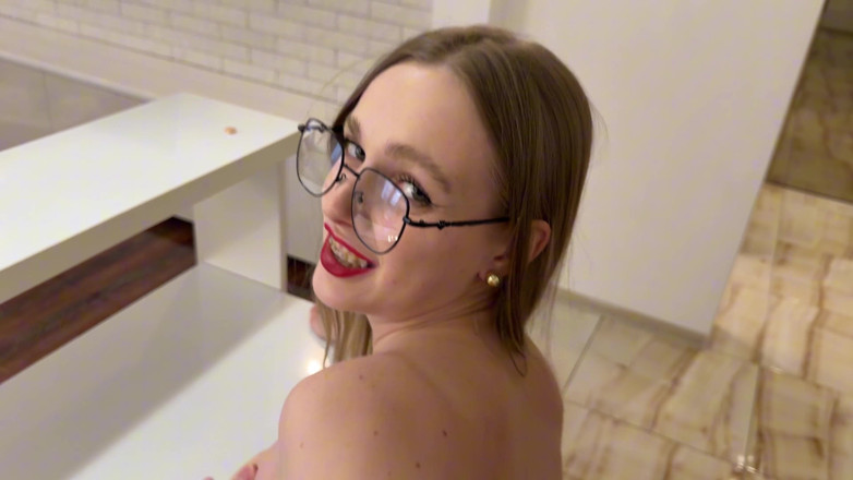 Arisha Mills: Ik neuk een getrouwde makelaar in elke hoek van het...