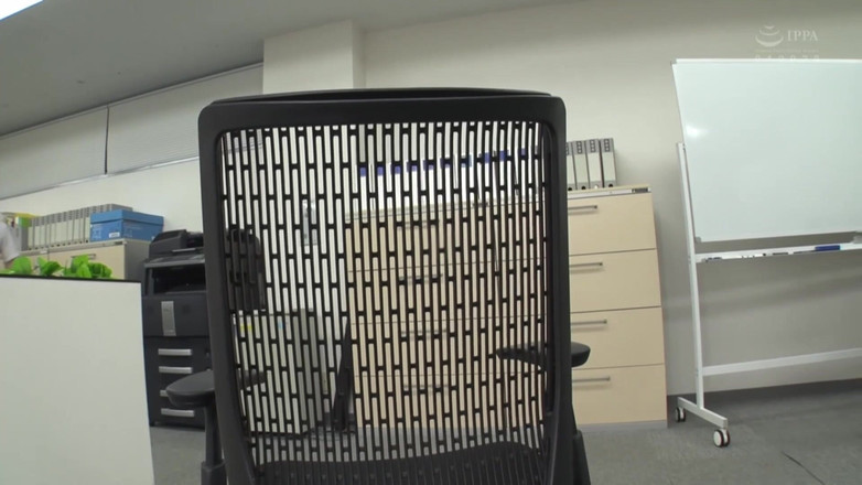 Strix: Hunted, Devoured Sexually Needy Female Boss! -3