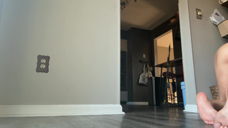 Lora Cross: Futai cu vibrator și orgasm cu masaj - instrucțiuni de masturbare