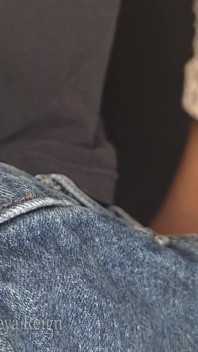 Eerste keer pik zuigen voor mij: pov bi-aanmoediging