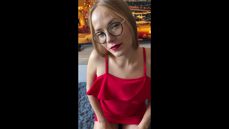 Emily Butterfly: Homemade Masturbation of a Blonde with a Bright Ending