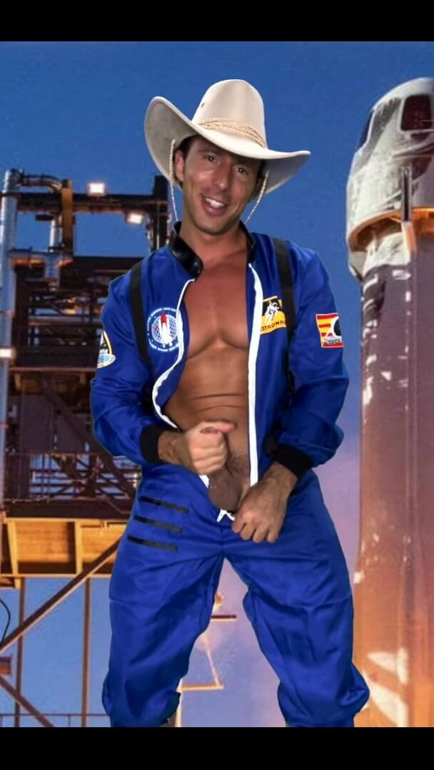 Reese Rideout: Space Suit Jack off