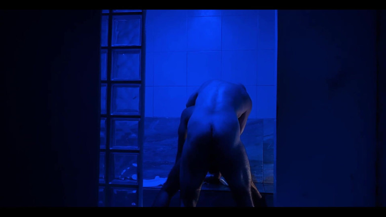 The Gay Quadzilla: Muscle bear fickt latino in der schwulen sauna
