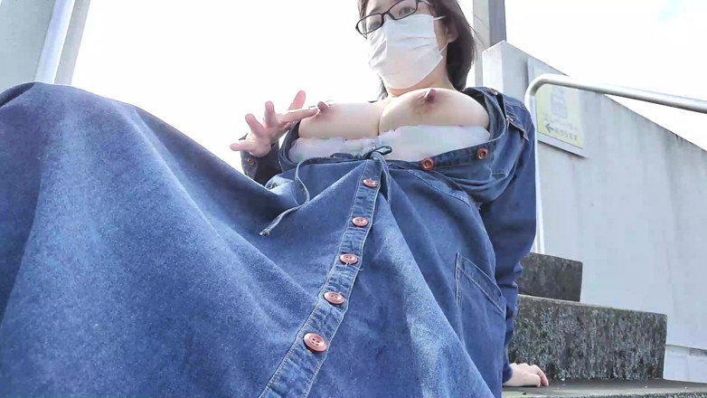 aika: A Married Woman Gets Excited by Outdoor Masturbation