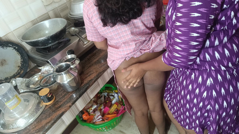 Palani69: Lesbiană tamilă