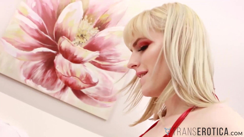 TransErotica: TRANSEROTICA - Lianna Lawson šuká do análu zrzku Shiri Allwood