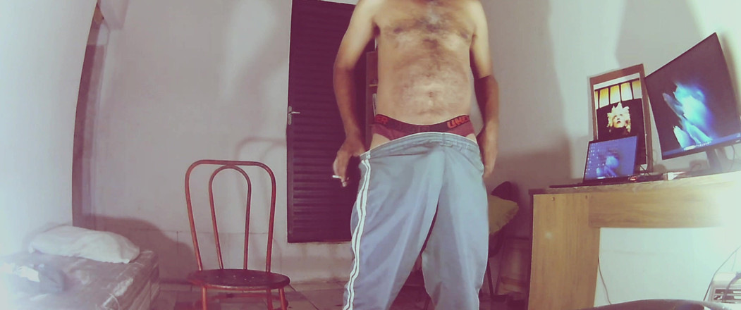 Stink HairyMale: Duduk di kursi