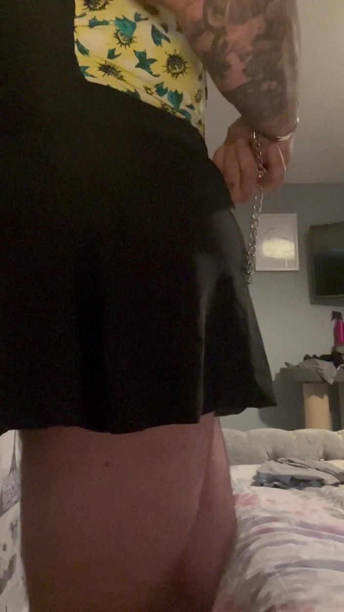 Shaun Cbt: Bondage de bite avec travestie bâillonnée et menottée