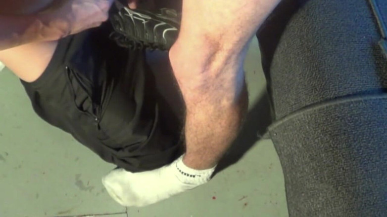 Sneaker Sex Kinky: Maxume sucking XXL cock of straight boy in sneakers