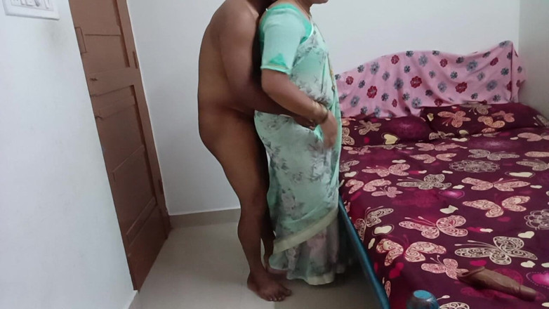 Muruga: 纱丽性感阿姨来和我做爱