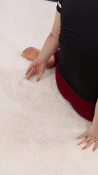充電器。パンティーが汚い