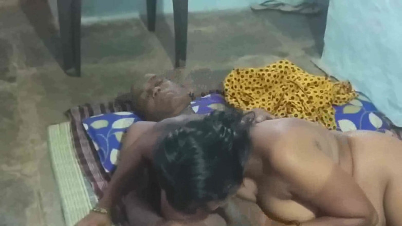 Desi palace: Desi india sesso con il fidanzato