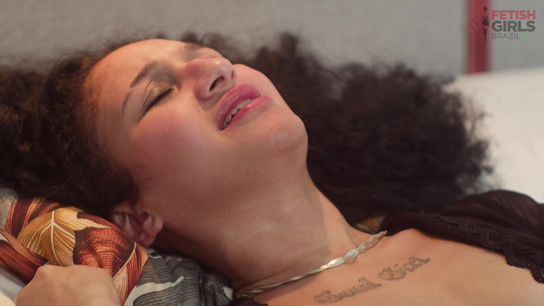 Fetish Girls Brazil: Licking Her Friend's Pussy Until She Cum Feat. Foot Worship...