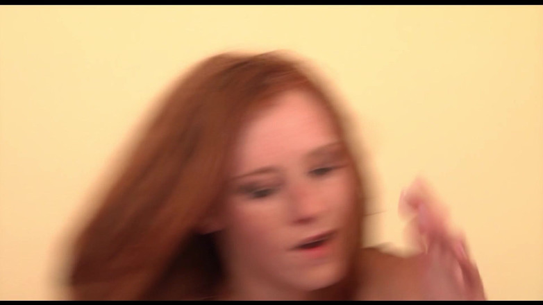 All you need to fuck: Любительські дві дівчини, один член - збуджені повії діляться і борються за товстий член