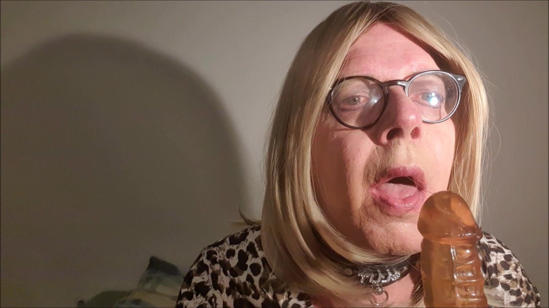 Christiane Cocks: Real Cock Suckers Train Hard - Dildo Throat Workout for the...
