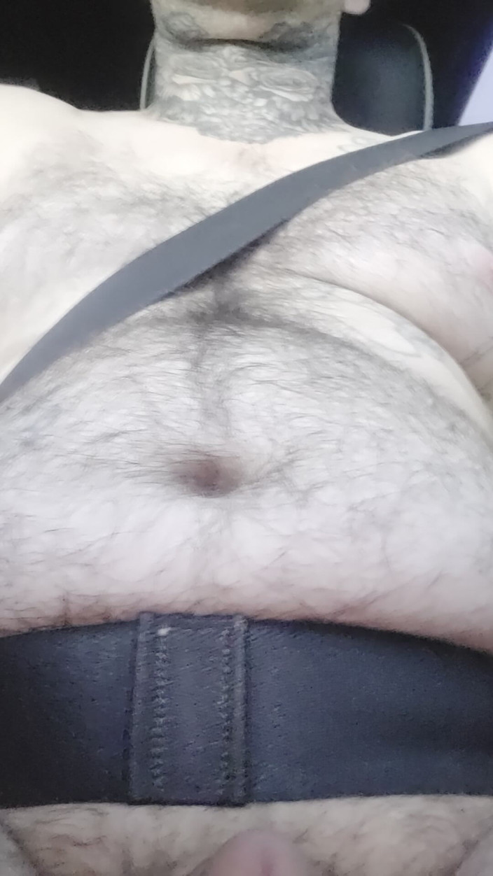 DirtyDieselDaddy: Estrés En La Polla