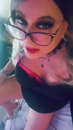 Krissy Sweets: CD Krissy Sweets Жаждет Твой Жесткий Член