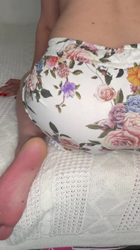 Floral Granny Panties Fart Session