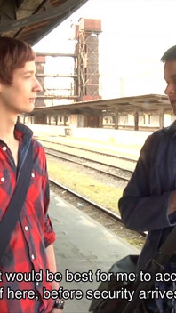 Jan conoció a Kile, un turista de Gales, en una antigua estación de tren cerrada