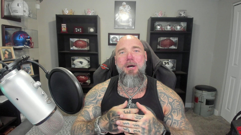 Raw and Uncensored with Masculine Jason: Cose che i ragazzi non ammettono
