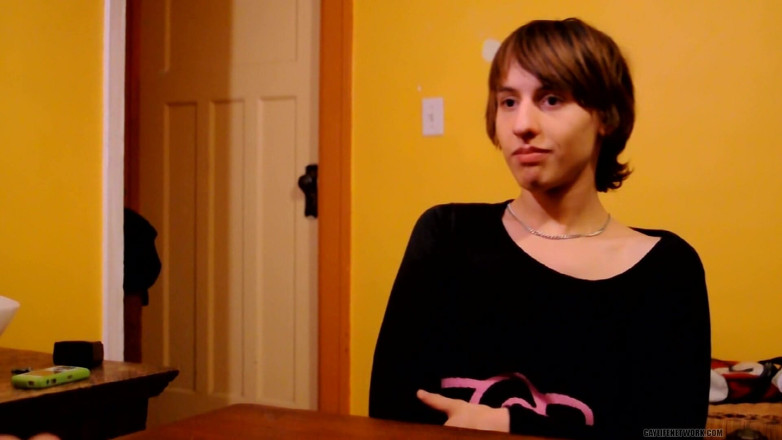 Beddable Boys: Entrevistando a Brent en el set