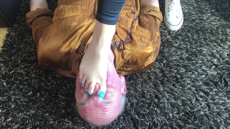 Goddess Lena: Stupid slave whore Violetta