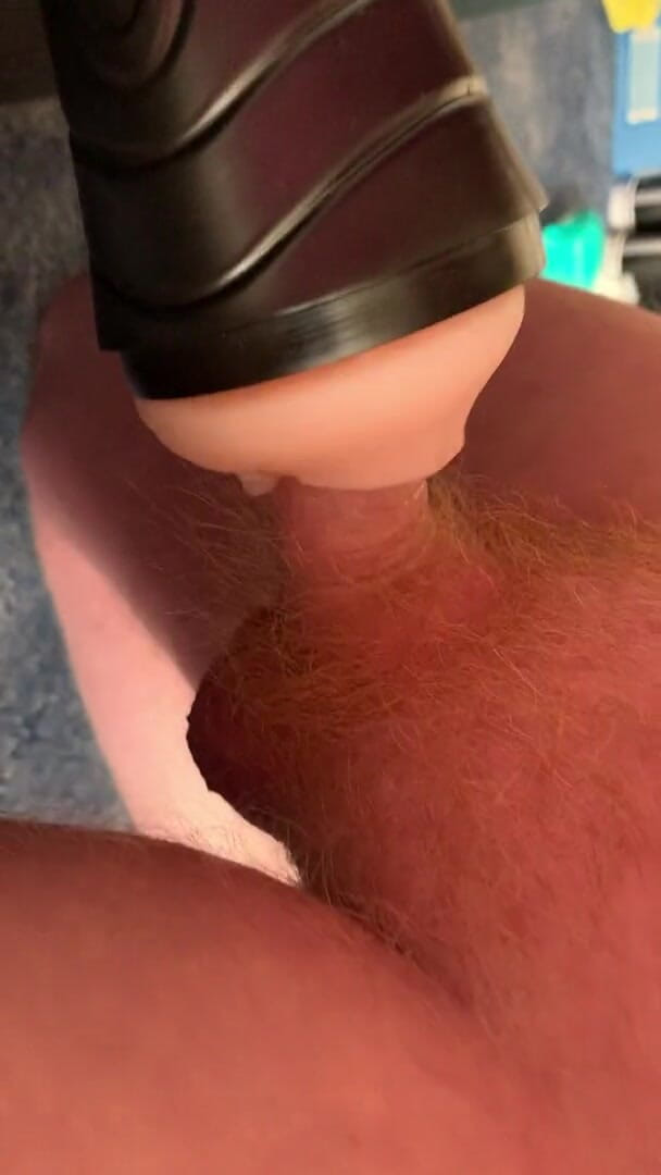 Gingerpubes: Fleshlight'ımı sikiyorum