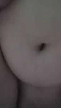 Seksowna Filipina MILF jedzie, jebanie i ssie jej wielki dildo jak profesjonalista