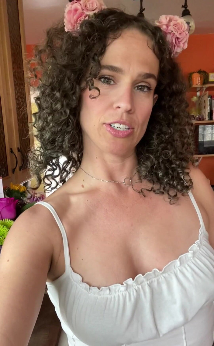 VibeWithMommy: Hei Manusia yang cantik! Saya ditanya semua apa yang seperti...