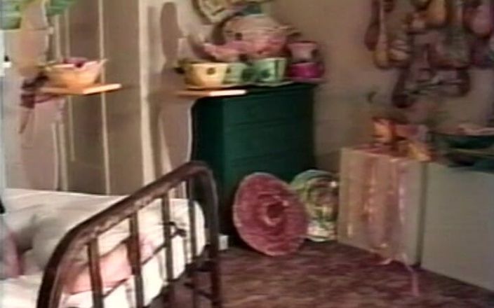 Gay RetroX VHS: 엑스터시의 관능적인 남자 #6