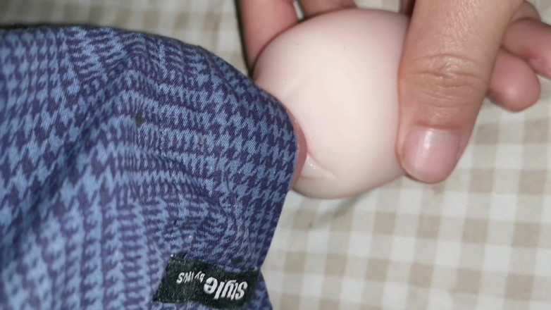 Milky Tata: Futai cu o nouă jucărie sexuală cu pizdă strâmtă