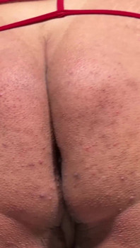 Awek montel malaikat dalam satu lagi pesta seks basah yang melampau menelan